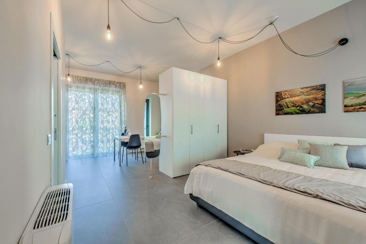 Casa Colbert, Barolo Apartment Luaran gambar